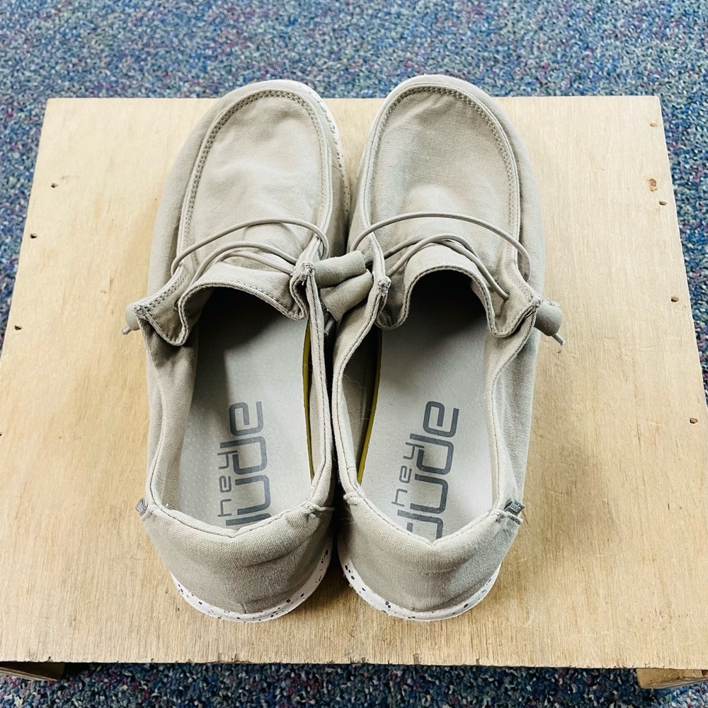 Only worn once size 9 khaki Hey Dudes!!